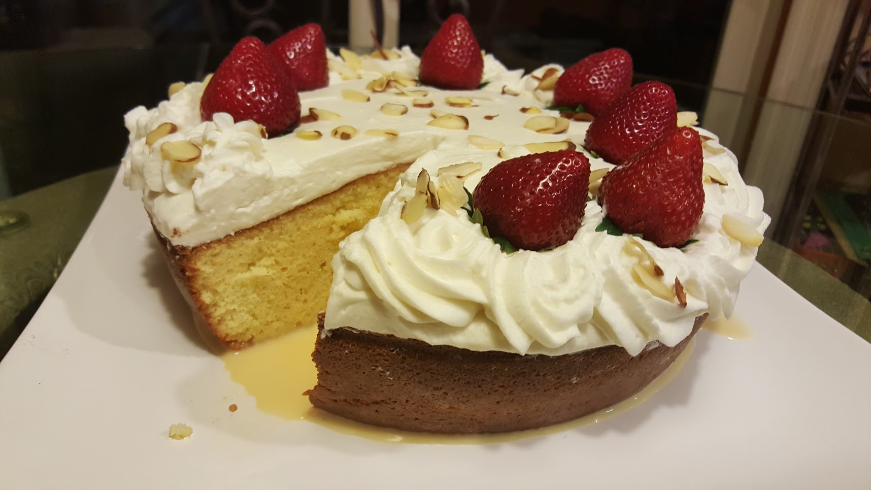 עוגת "תרי לצ'ה" Tres Leche
